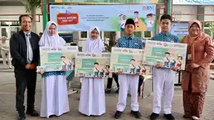 BANTUAN-PENDIDIKAN-Penyaluran-program-beasiswa.jpg