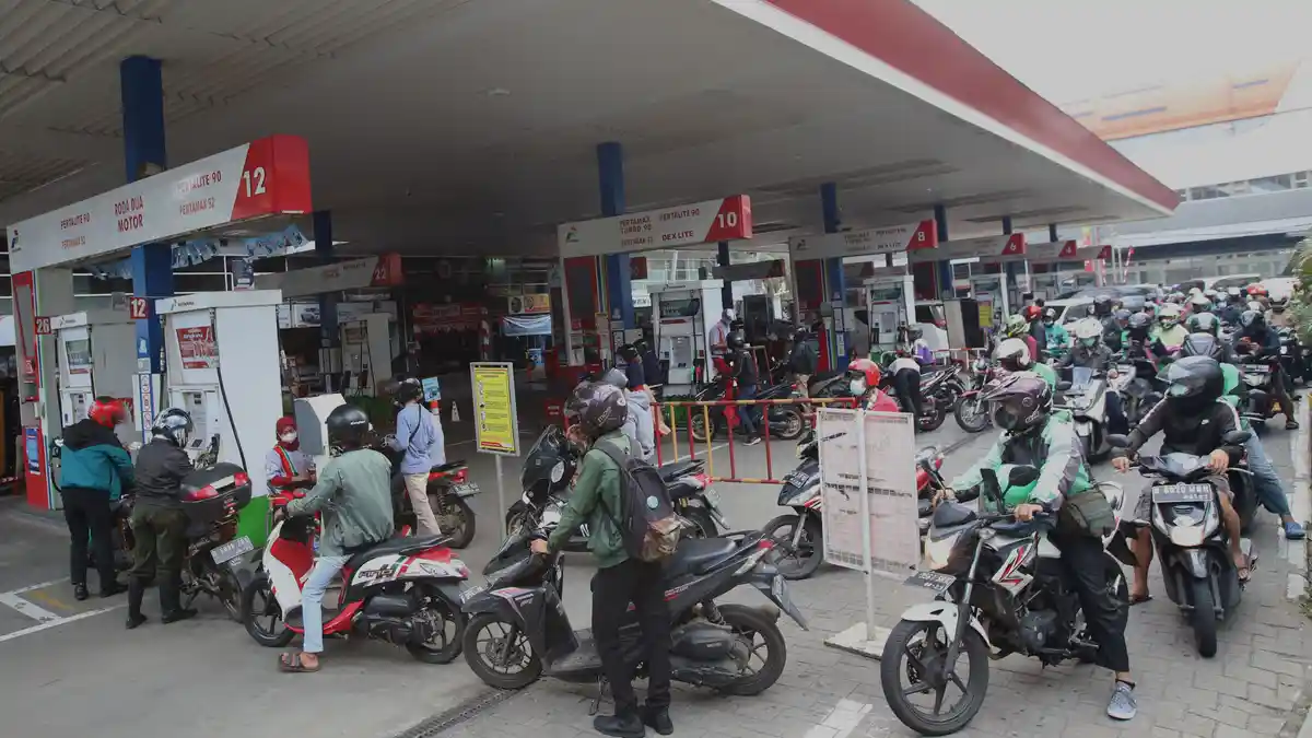 Masyarakat Menengah ke Bawah Paling Terdampak Jika Harga BBM Naik