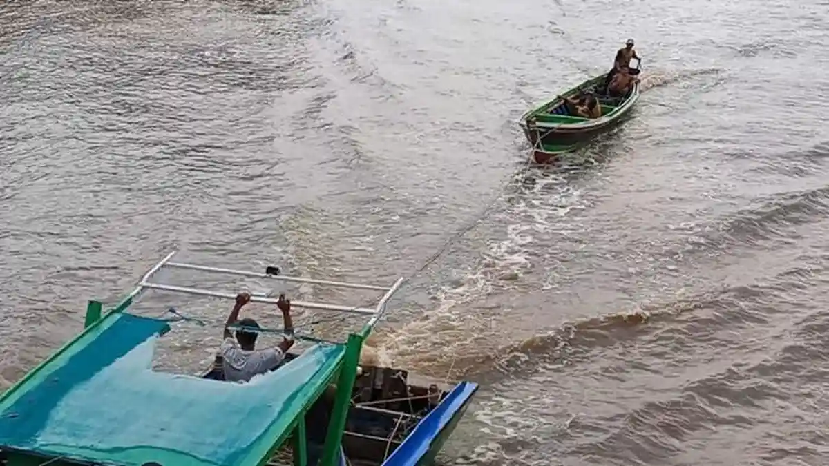 Pencarian Nelayan Kualatambangan Berlanjut,  Basarnas Bergerak ke Arah Pantai Batakan