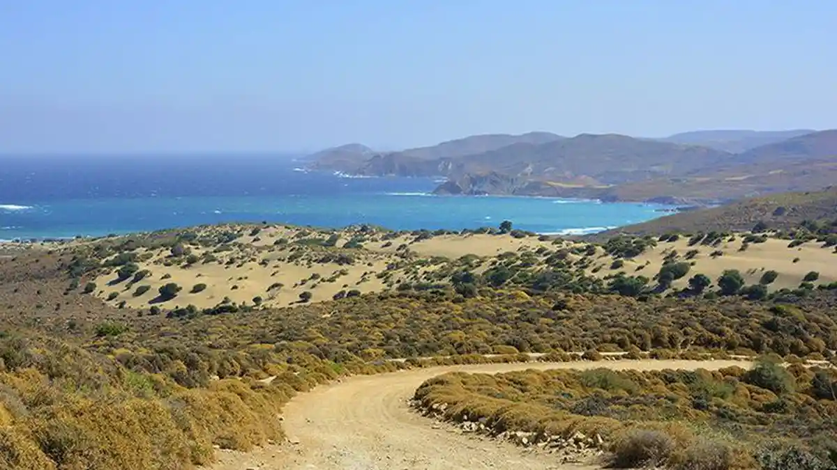 Di Sinilah Tempat-tempat Indah dan Romantis yang Bikin Song-Song Couple Jatuh Cinta