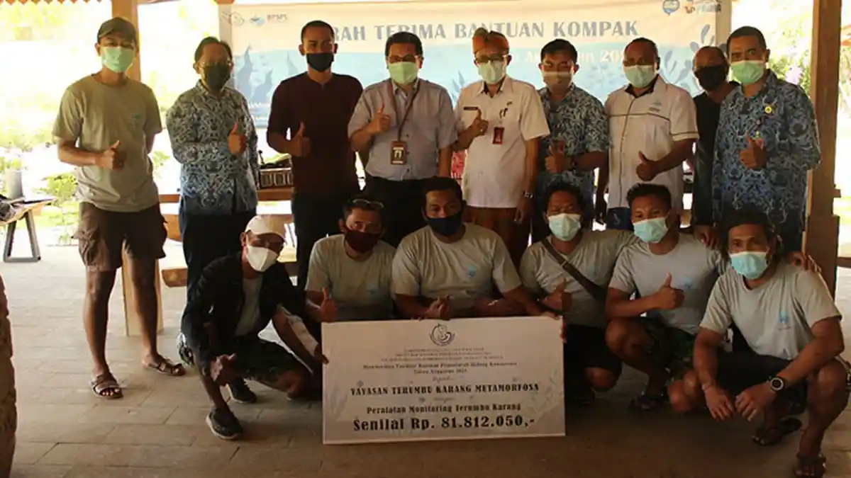 Kelompok Yayasan Terumbu Karang Metamorfosa Buleleng Terima Bantuan dari Ditjen PRL