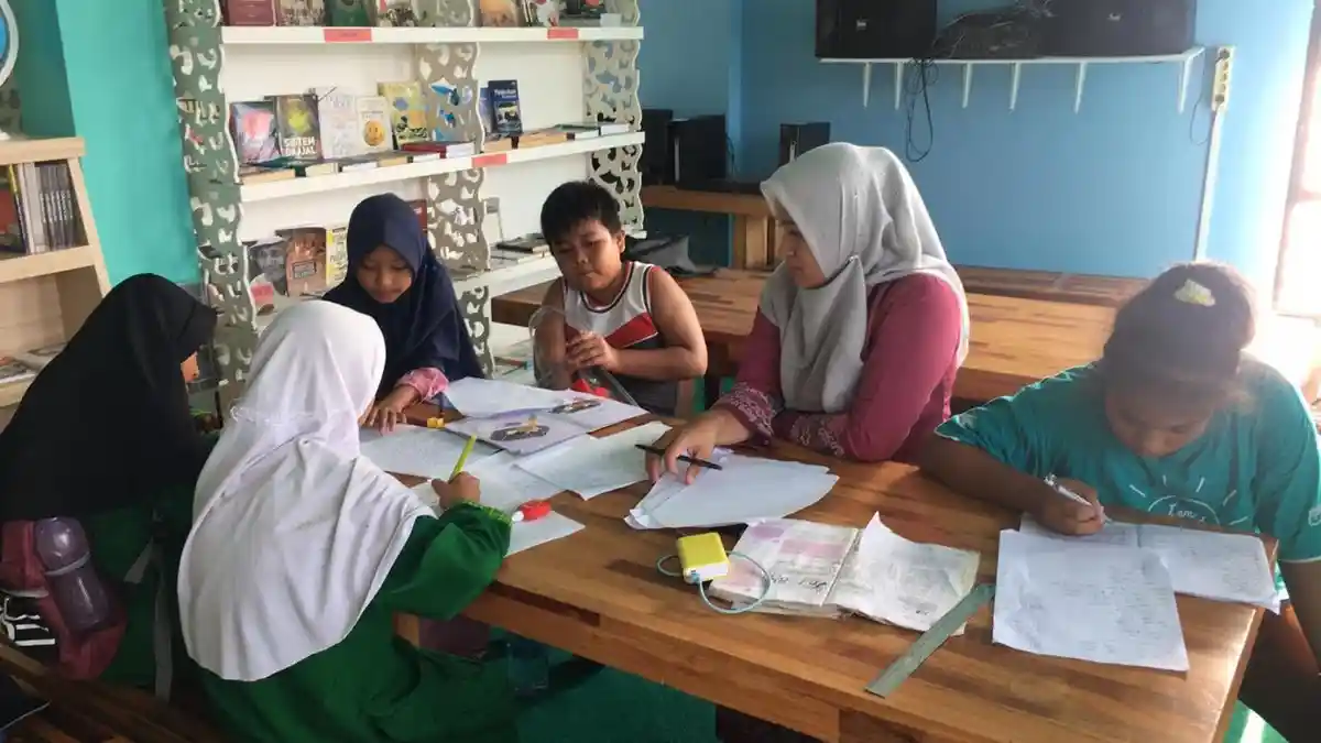 Cara Unik Perpustakaan di Tarempa Menggaet Minat Membaca, Dua Tahun Dibuka Sudah Banyak Peminatnya