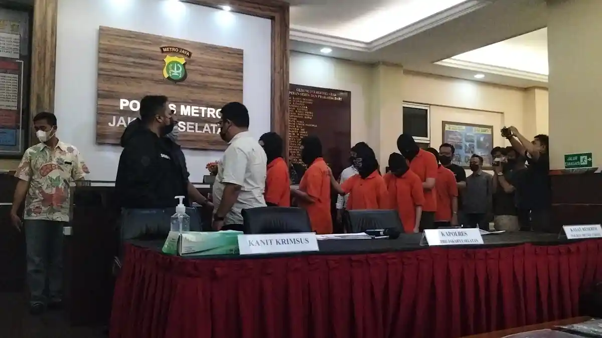 POPULER NASIONAL 6 Tersangka Kasus Holywings | Peluang PDIP Koalisi dengan PKB-Gerindra