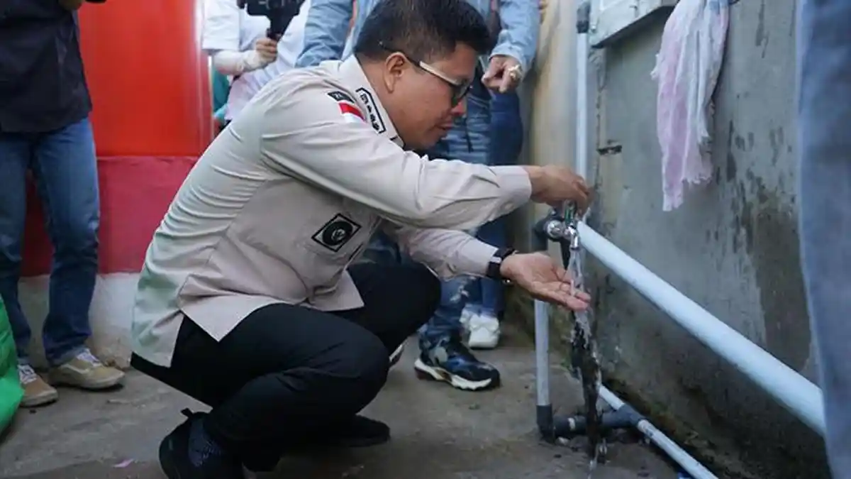 Bupati Satono Upayakan Ketersediaan Air Bersih Layak untuk Warga Jawai Sambas