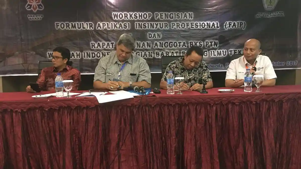 Jadi yang Pertama di Indonesia, Program Profesi Insinyur FTI UMI Disosialisasikan di Kalbar