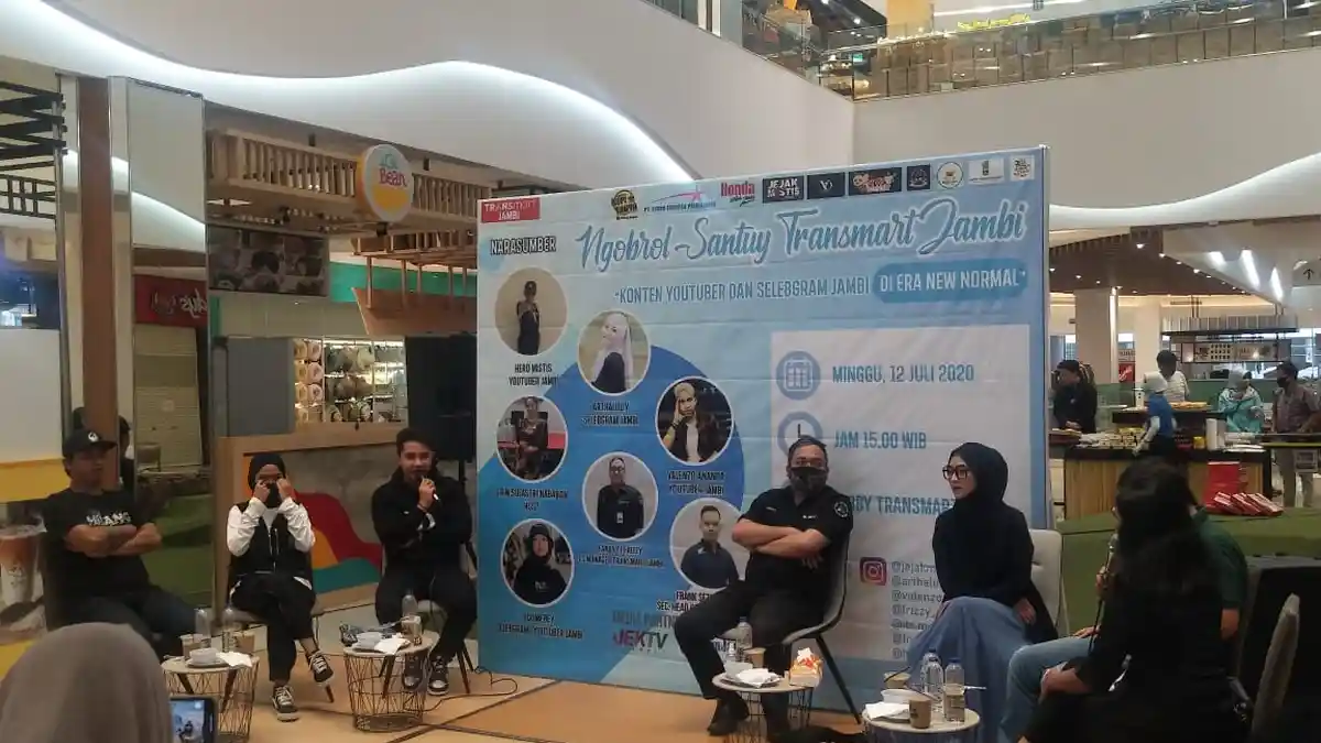 Ngobrol Santuy di Transmart Jambi Bahas Konten di Era New Normal