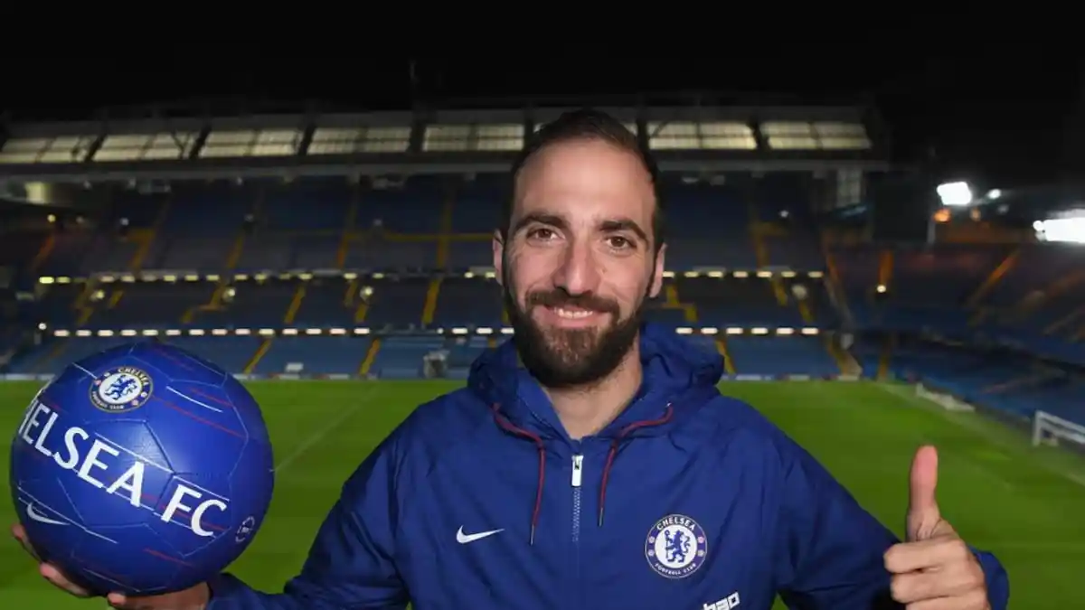 2 Catatan Penting yang Diraih Higuain Kala Cetak Brace Bagi Chelsea