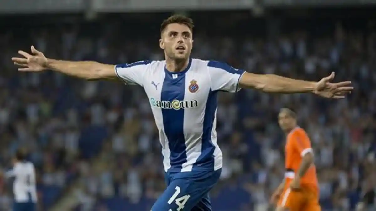 David Lopez Bawa Espanyol Perkecil Ketinggalan dari Barcelona