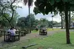 Taman-Cadika-Medan-Ada-Kafe.jpg