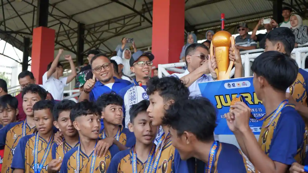 SSB DK Private dan Parahyangan Soccer School Juara Piala Soeratin U13 dan U15