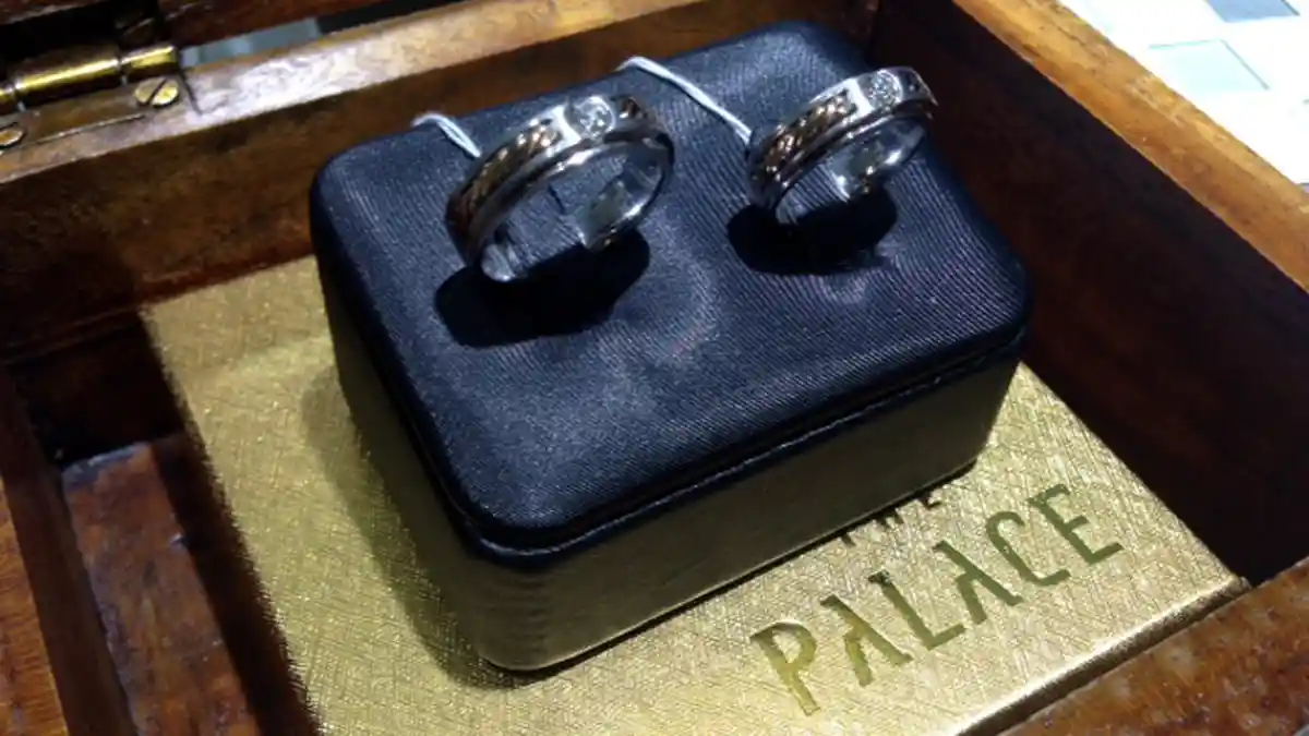 Kiat Memilih Cincin Pernikahan