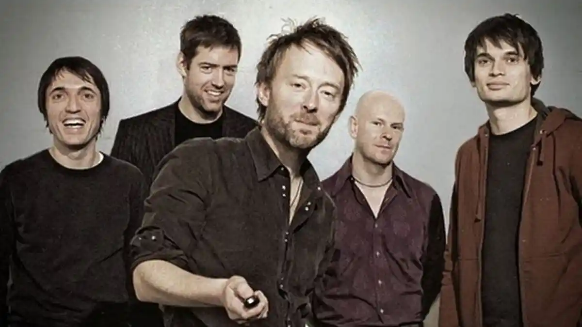 CHORD Gitar dan Lirik Lagu Creep - Radiohead, 'When You Were Here Before'