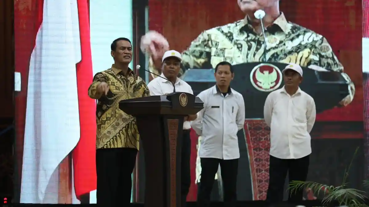 Mentan Amran Ajak Penyuluh di Kalsel Bekerja Keras Wujudkan Kembali Swasembada