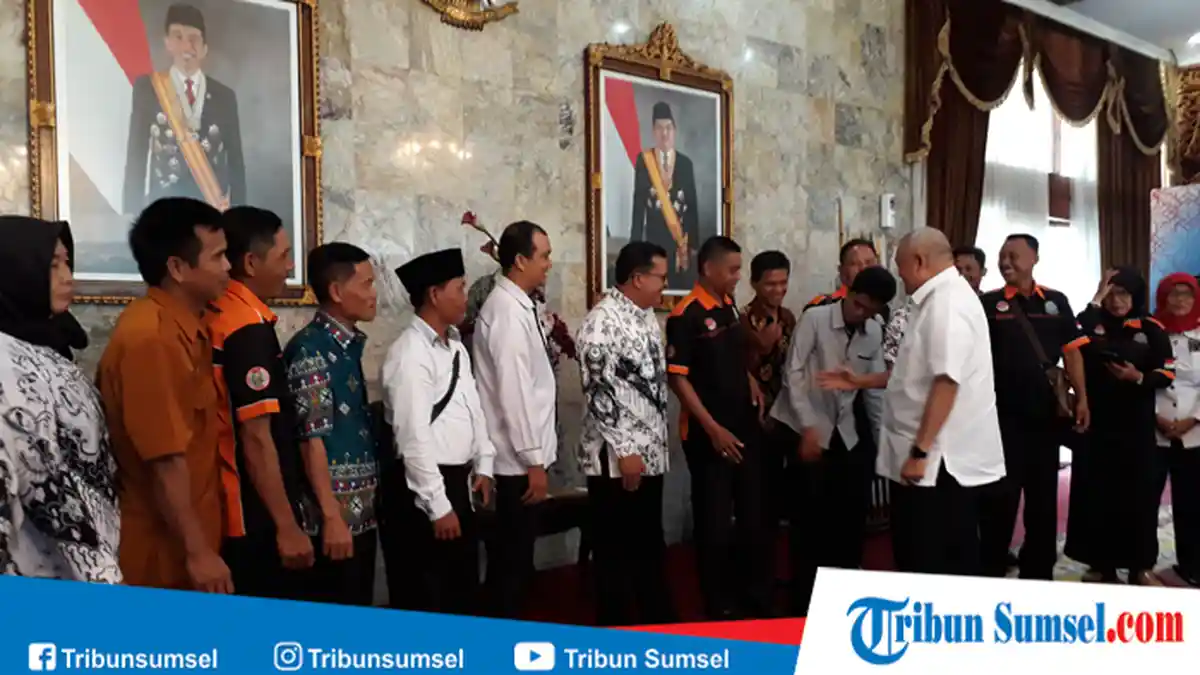 Terima Audiensi, Alex Noerdin Kawal dan Dukung Kejelasan Status Para Honorer