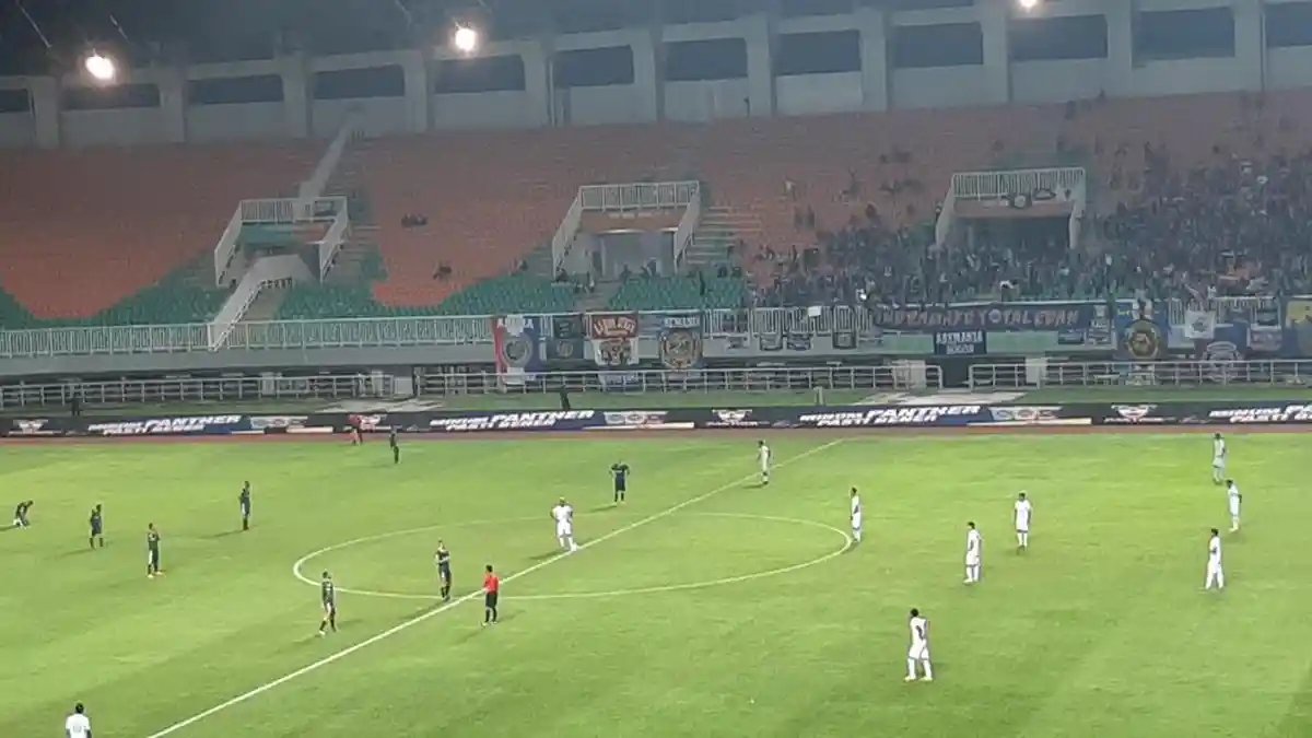 Persikabo 1973 vs Arema FC: Arema Unggul 1-0 di Babak Pertama