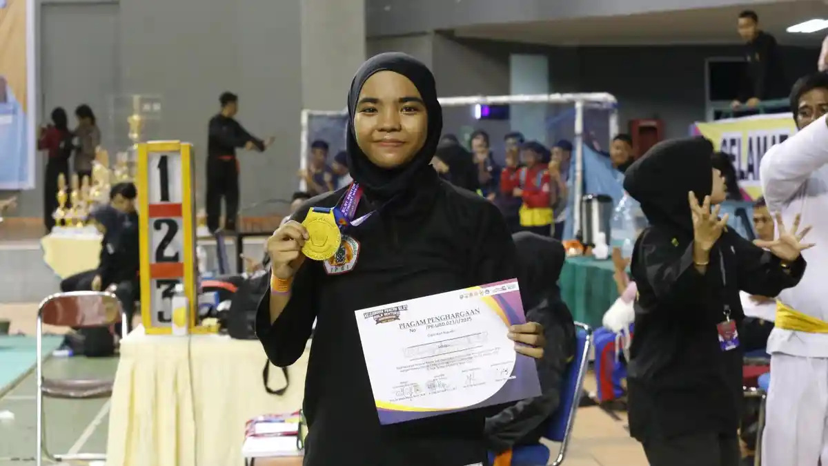 Rintan Desvita, Mahasiswa UBD Raih Juara 1 Kategori Putri di Kejurnas ...