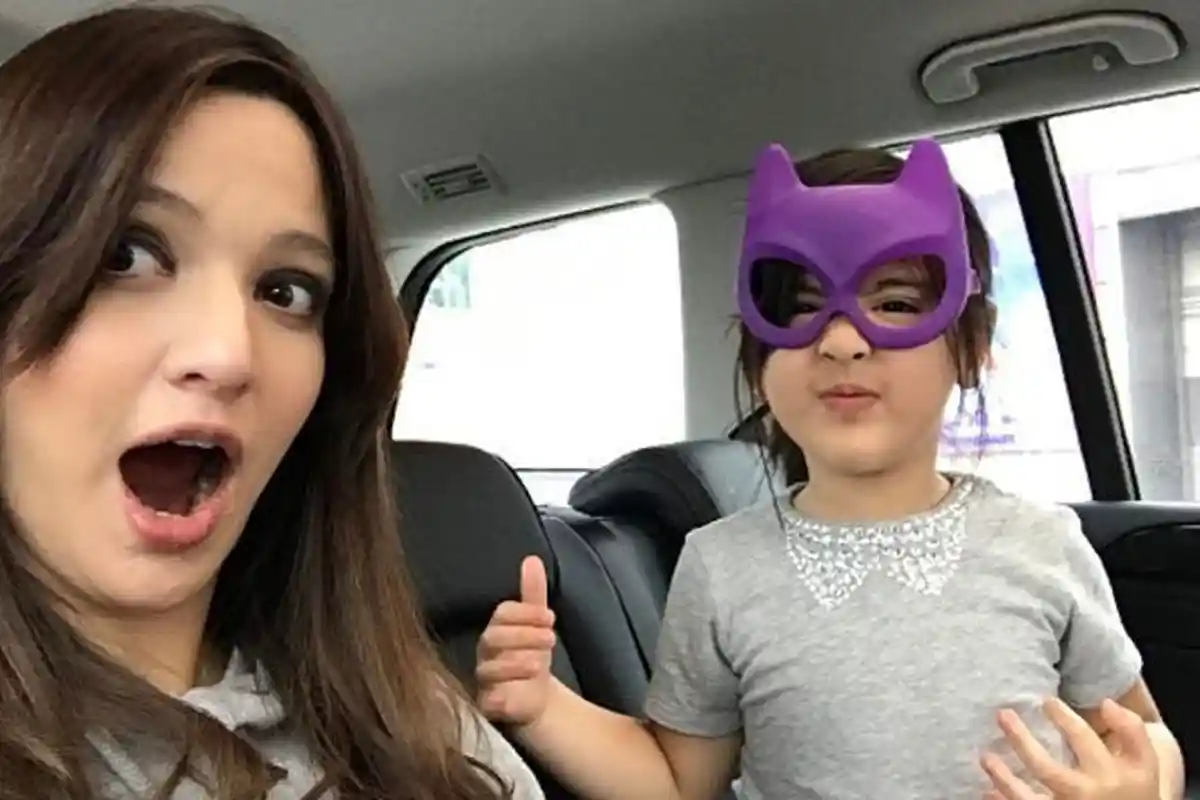 Nia Ramadhani Punya Kamar Mandi Berlapis Emas, Tapi Lihat Anak-anaknya, Malah Mandi di Ember Cucian