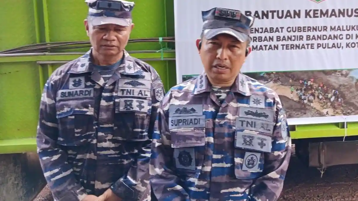 Peduli Korban Banjir Bandang, Lanal Ternate Maluku Utara Ikut Salurkan Bantuan