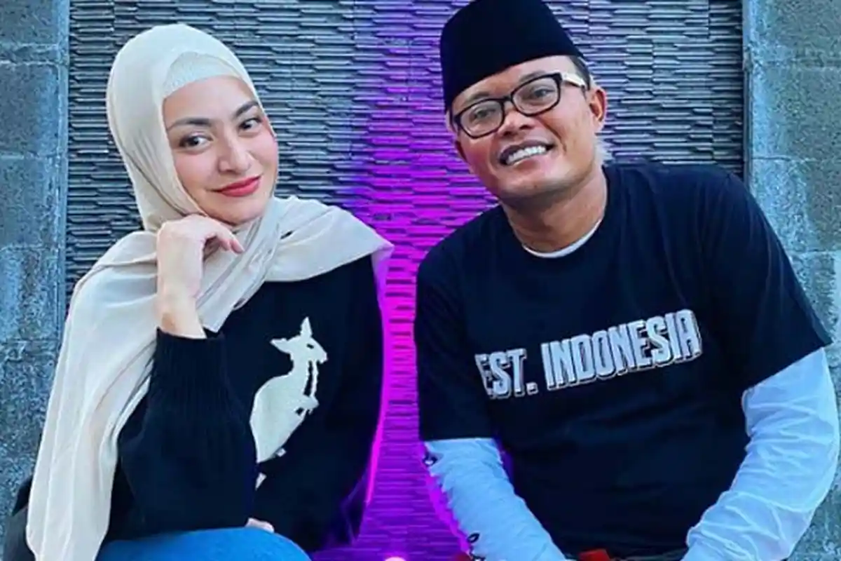 Puji Nathalie Holscher Setinggi Langit, Sule Sebut Kekasihnya Adalah Wanita Calon Penghuni Surga