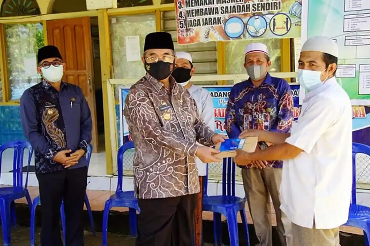 Dukung Pembangunan Masjid di Desa Madang, ASN Pemkab HSS Nyumbang Rp 75 Juta