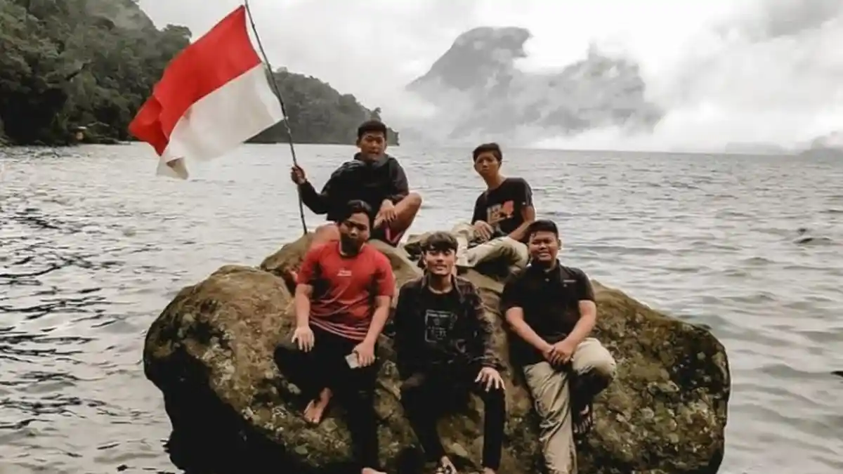 Lihat Keindahan Surga Tersembunyi di Kerinci, di Danau Gunung Tujuh Memancing Hingga Berenang