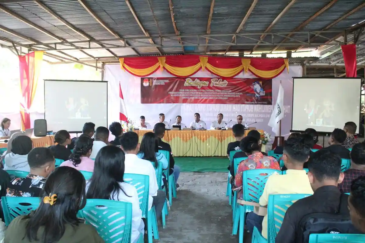 KPU Sikka Gelar Bimtek Pemutakhiran Data Pemilih Pilkada 2024