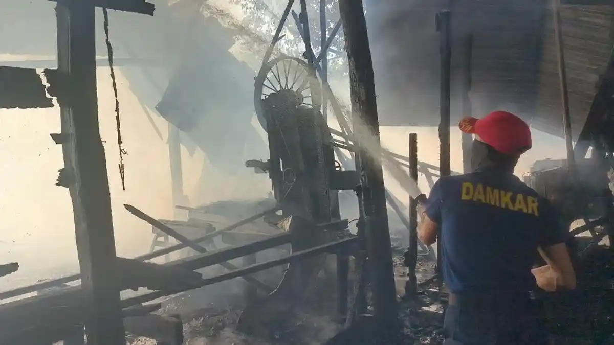 Satu Panglong di Kuta Baro Aceh Besar Ludes Terbakar, Penyebab Diselidiki