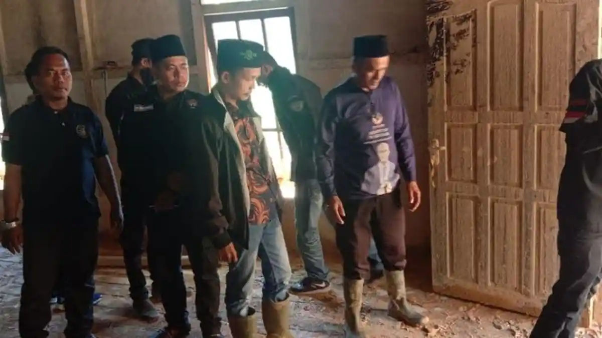 Laskar Madura Kalbar Minta Pemerintah Sigap Tangani Longsor di Peniraman