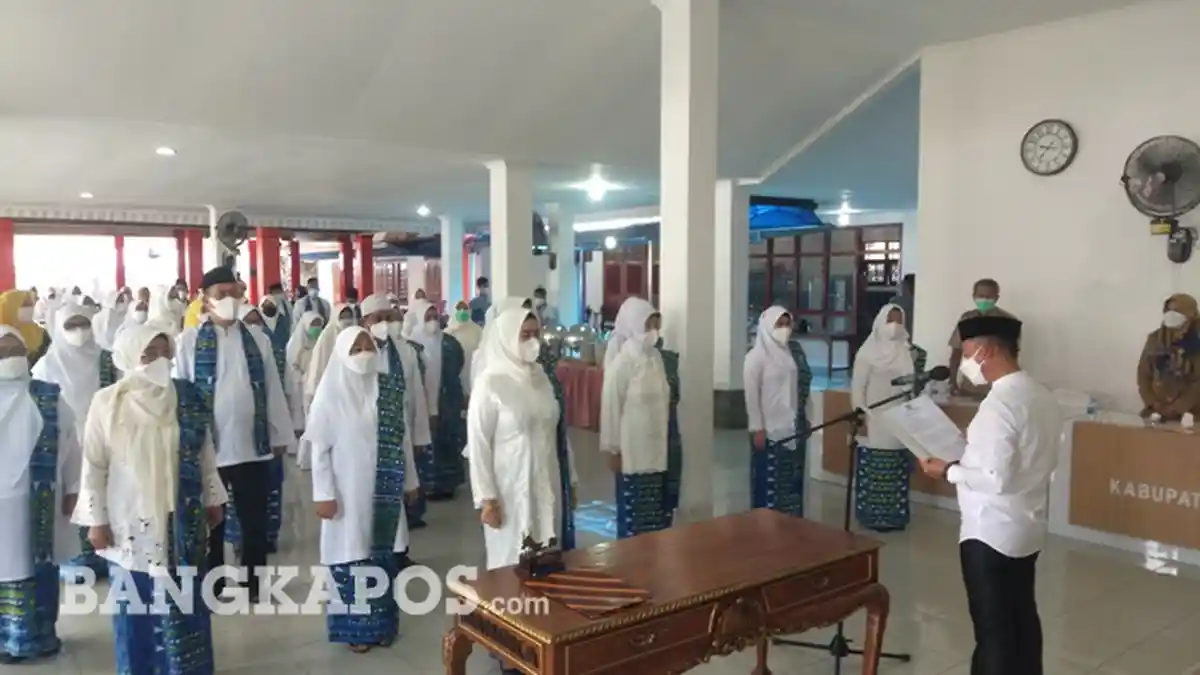 1 Muharram 1443 H, Bupati Bangka Lantik Pengurus Daerah BKMT Periode Tahun 2019-2024