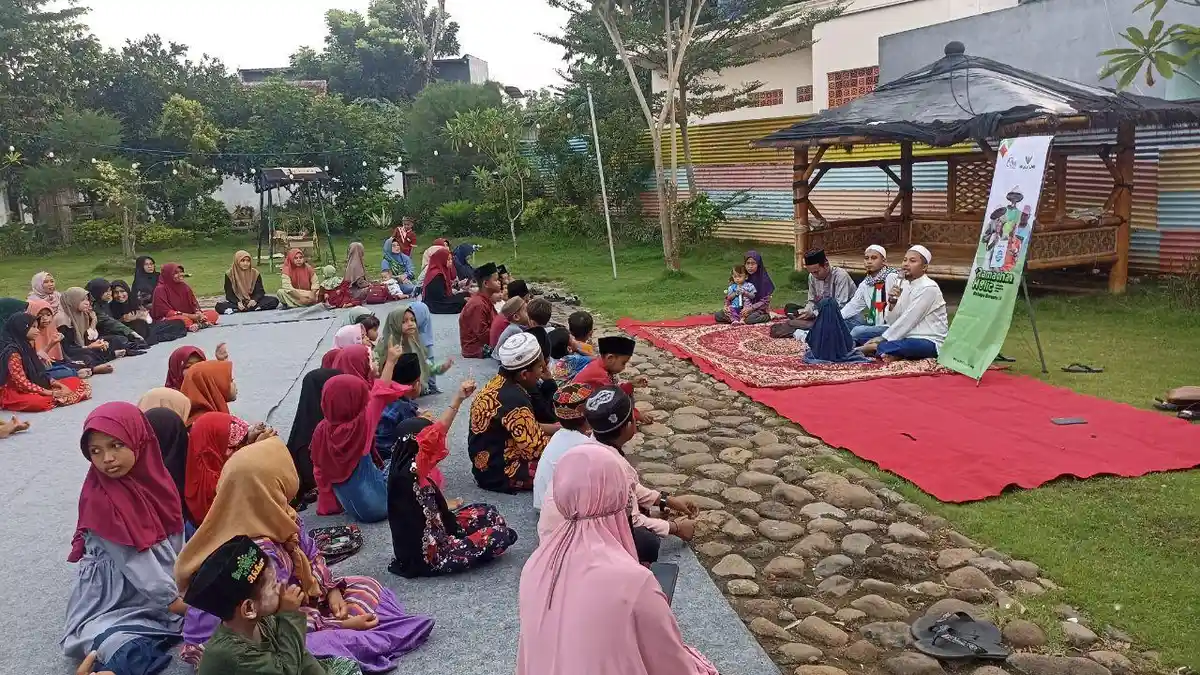 Cara LMI Madura Raya Memuliakan Para Yatim Dhuafa di Bulan Ramadan