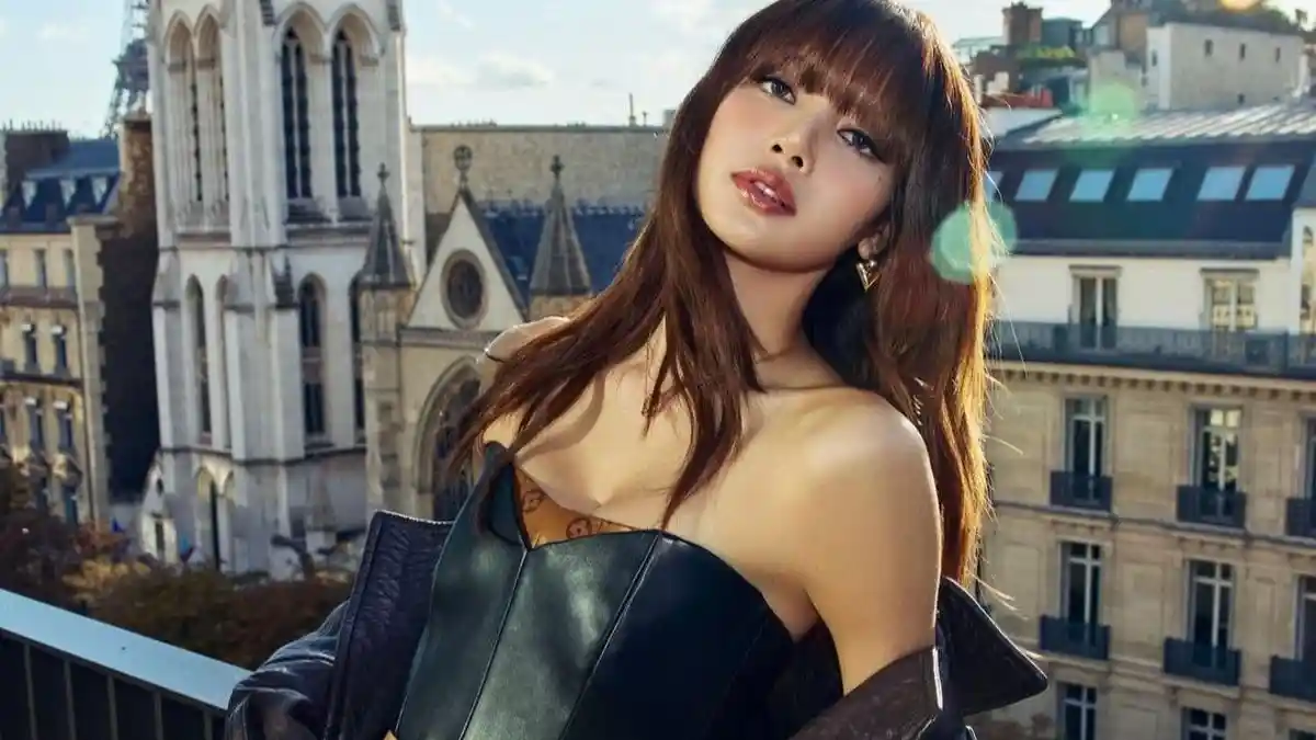 Lisa BLACKPINK Tiba di Jakarta Naik Private Jet