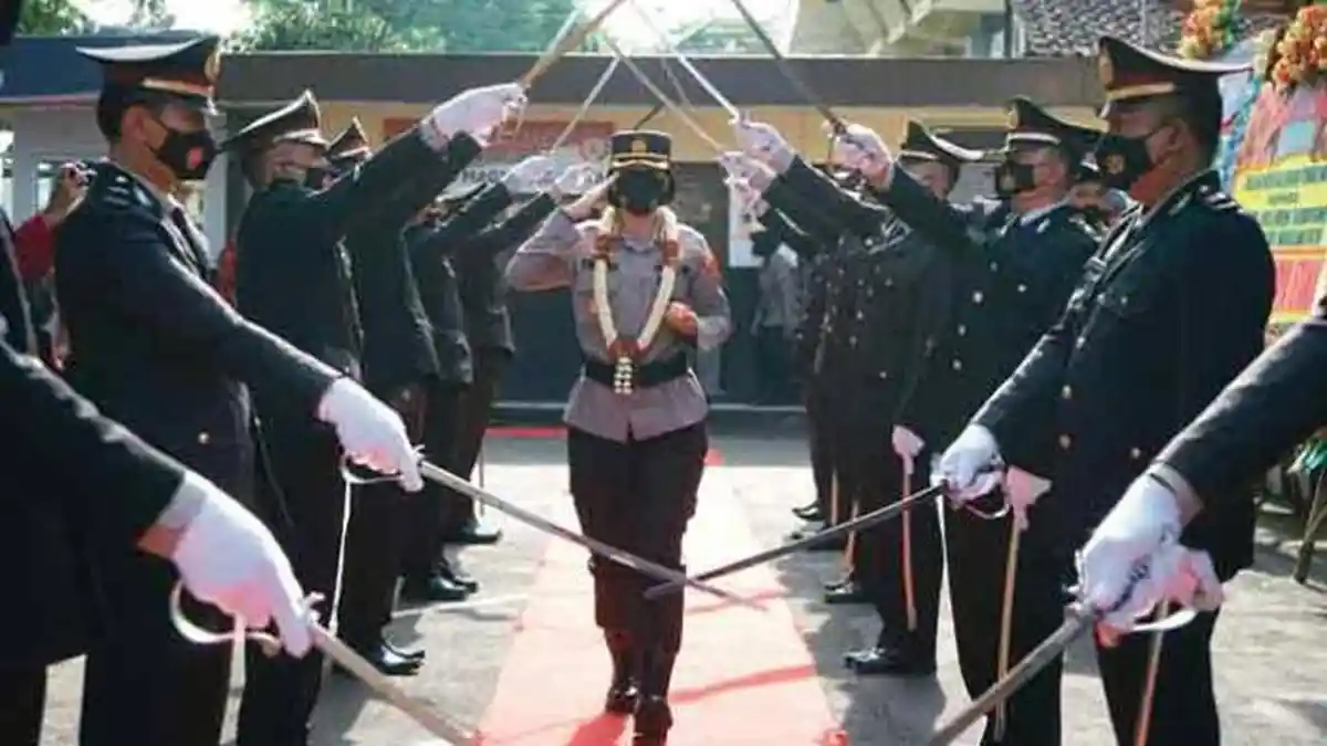 Sosok Kapolres Malang Kota AKBP Yolanda Evalyn Sebayang, Klarifikasi soal 'Cewek Cantik Curi Motor'