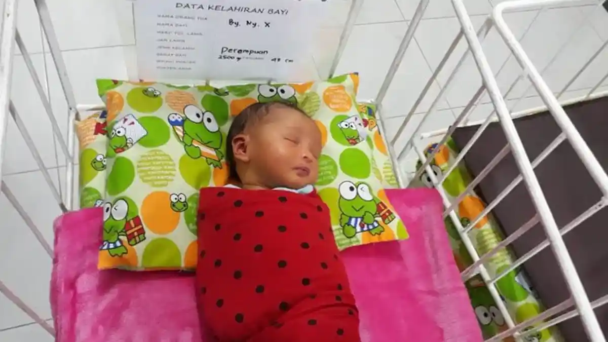 Warga Temukan Sosok Bayi Perempuan di Pinggir Jalan Raya Ciputat