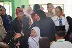Bupati-Banyuwangi-Ipuk-Fiestiandani-berkunjung-ke-Sekolah-Rakyat-Terinterasi-46.jpg