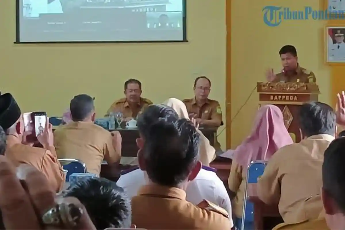 Bupati Sambas Buka Rakor Penguatan Inovasi Daerah dan Evaluasi Pembangunan Daerah