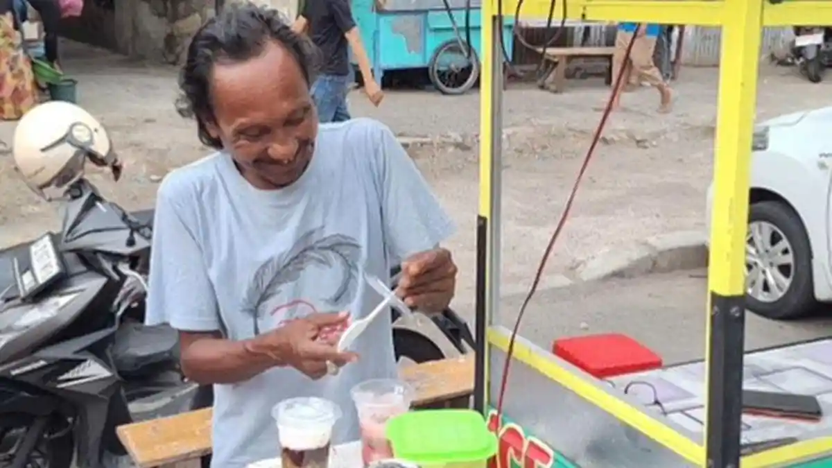 Sosok Penjual Bubur Jago Bahasa Inggris dan Jepang, Belajar 5 Kata per Hari, Sering Ngomong Sendiri