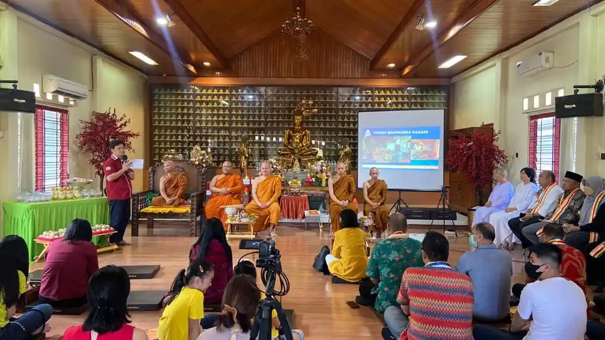 Kemenag Sulut Bantu Rp 300 Juta Renovasi Vihara Dhammadipa Manado