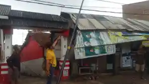 pekerja-jaringan-internet.jpg