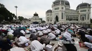 shalat-idul-fitri-di-tengah-pandemi-covid-19-2.jpg