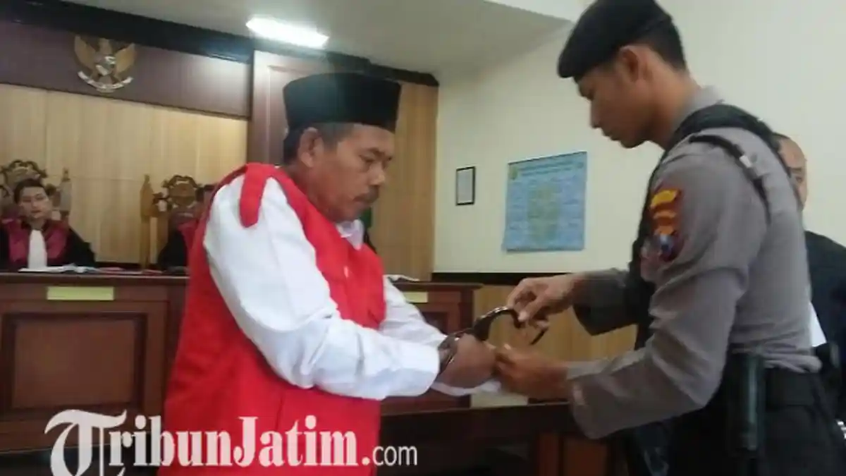 Seusai Berhubungan Badan, Pria di Gresik Ini Menghabisi Kekasih Gelapnya Dengan Bantal