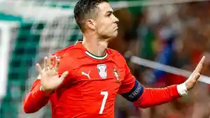 Cristiano-Ronaldo-beraksi-melawan-Hungaria-pada-lanjutan-Kualifikasi-Piala-Dunia-2026.jpg