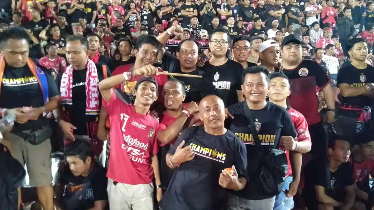 Suporter Bali United Dukung dari Rumah, Optimis Bali Menang Lawan Persib Bandung