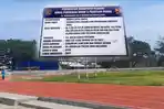 Kolase-papan-informasi-proyek-dan-Stadion-Manakarra-setelah-direnovasi.jpg