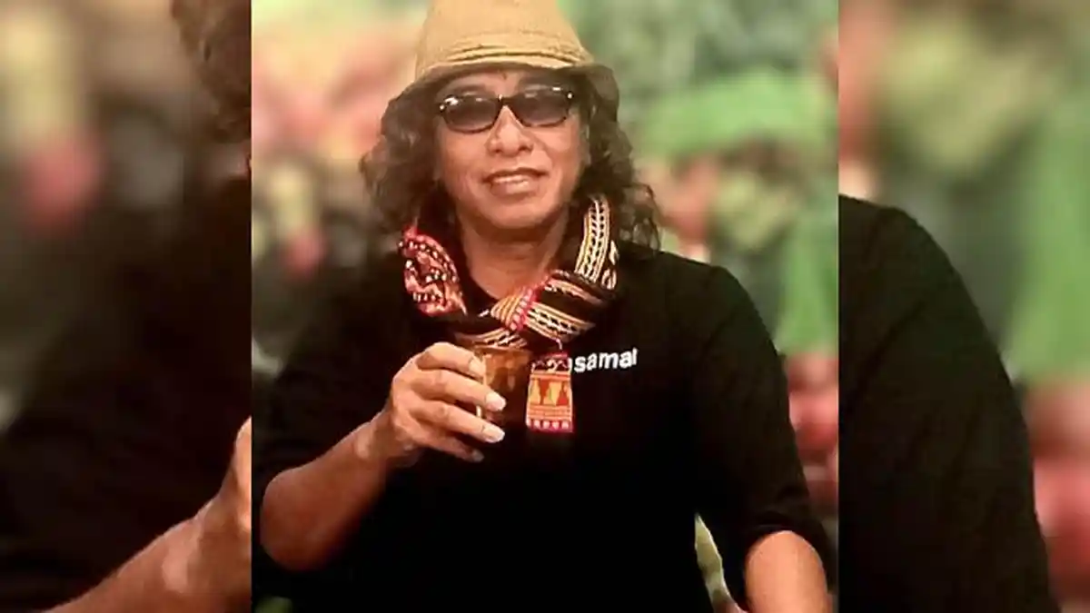Penyair Fikar W Eda Terima Apresiasi Sastra dari Badan Bahasa ...
