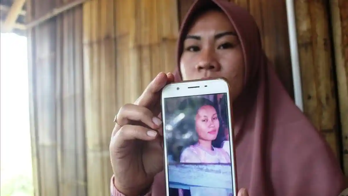 Anak TKI Ini Mohon-mohon ke Jokowi Agar Pulangkan Ibunya yang Hilang 21 Tahun dan Kerap Disiksa