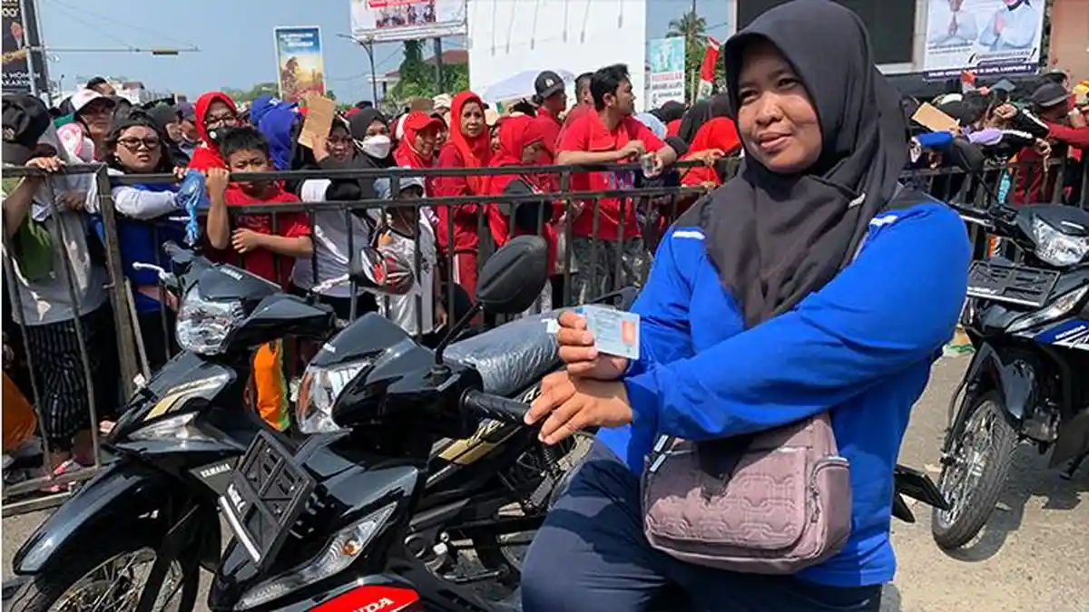 21 Motor Hadiah Jalan Sehat di Bandar Lampung, Warga: Terima Kasih Bunda Eva