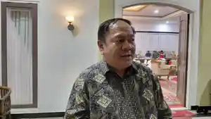 Kepala-Disdikbud-Kabupaten-Karimun-Grandy-Regel-Tuerah.jpg
