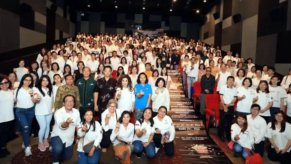 Peringati HKN ke-55, Wanita Permabudhi Gelar Pemutaran Film 3D dan Diskusi Kesehatan
