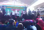Sekda Kendal Ajak Buruh Berjoget Dalam Peringati May Day