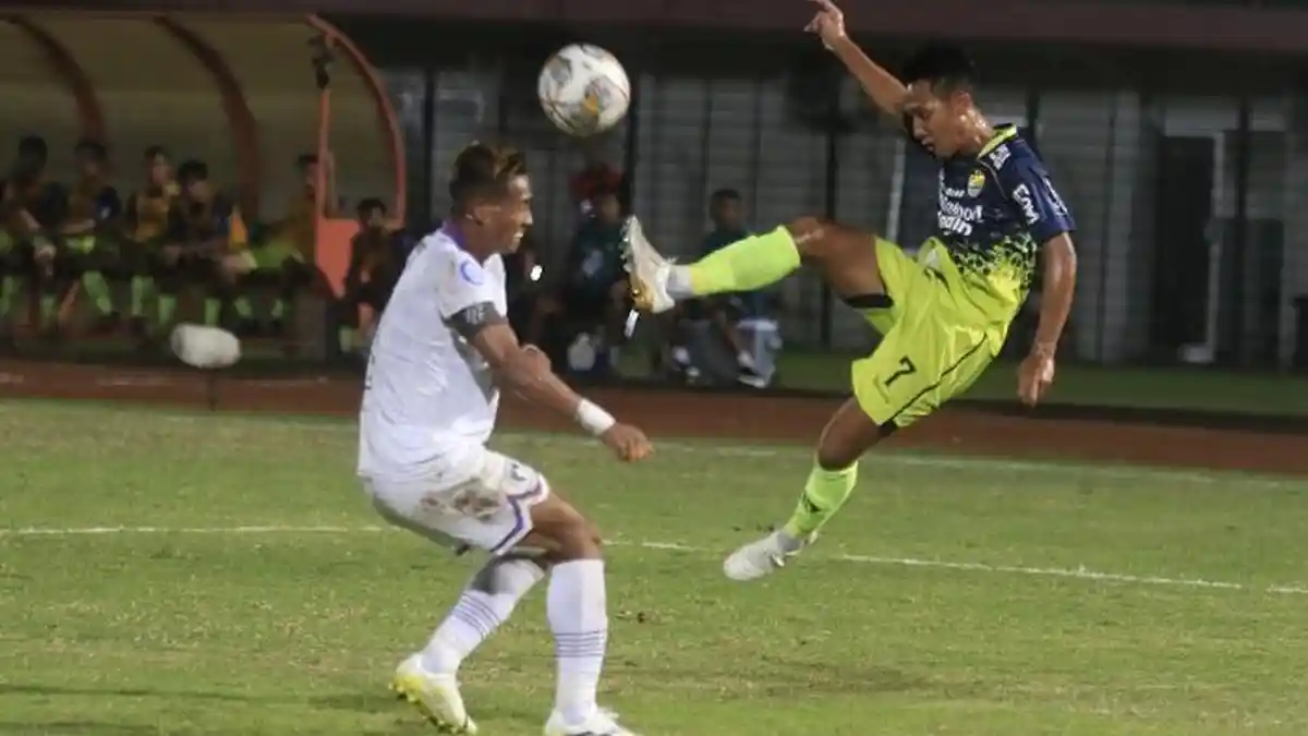 Persib Pepet Persija di Klasemen Liga 1 2022/2023, Luis Milla Ungkap Kunci Kemenangan Maung Bandung